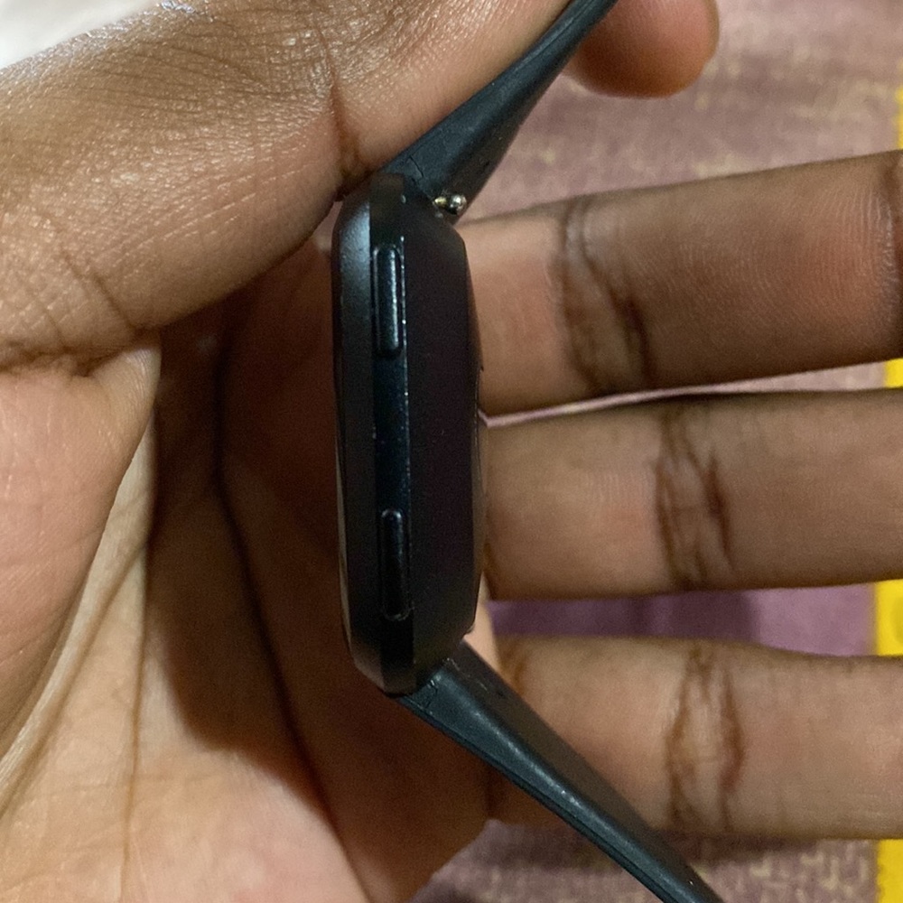Fit Bit Watch - Picture 3 of 4